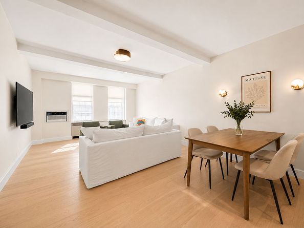 470 West 24th Street 2G, New York NY 10011