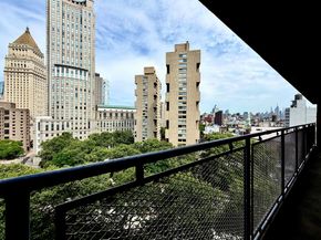 215 Park Row 12C, New York NY 10038