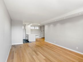 215 Park Row 12C, New York NY 10038