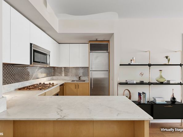 211 East 51st Street 10C, New York NY 10022