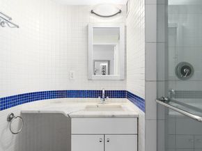 101 West 12th Street 5J, New York NY 10011