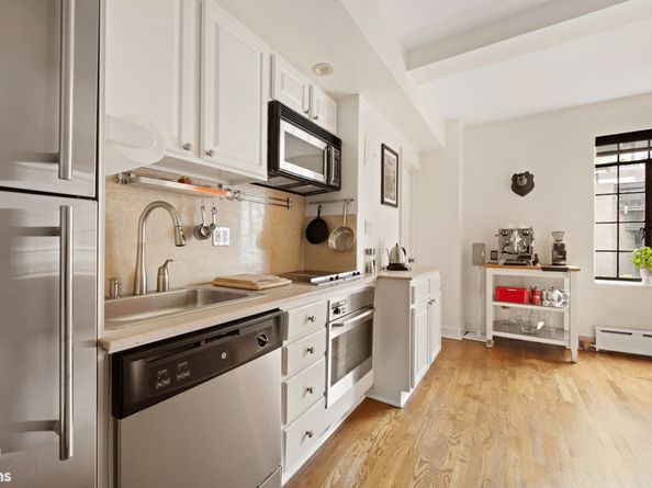 45 Tudor City Place 1117/1118, New York NY 10017