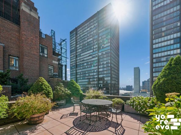 10 Mitchell Place 5B, New York NY 10017