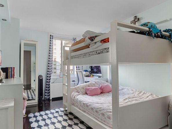 333 Rector Place 1009, New York NY 10280