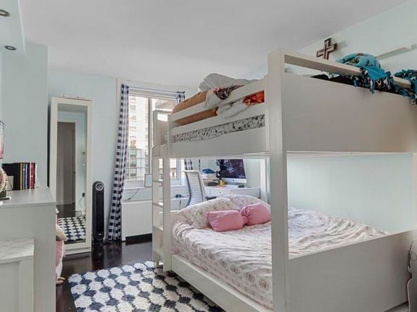 333 Rector Place 1009, New York NY 10280