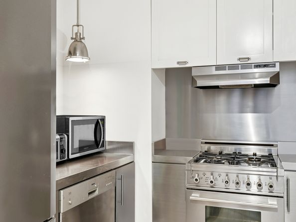 55 Liberty Street 22D, New York NY 10038