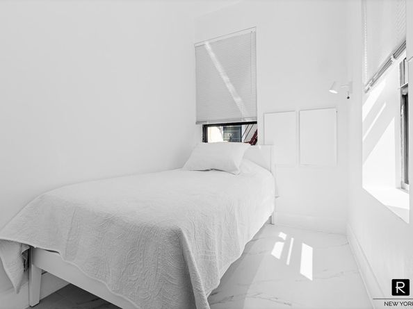 4-6 West 105th Street 6, New York NY 10025