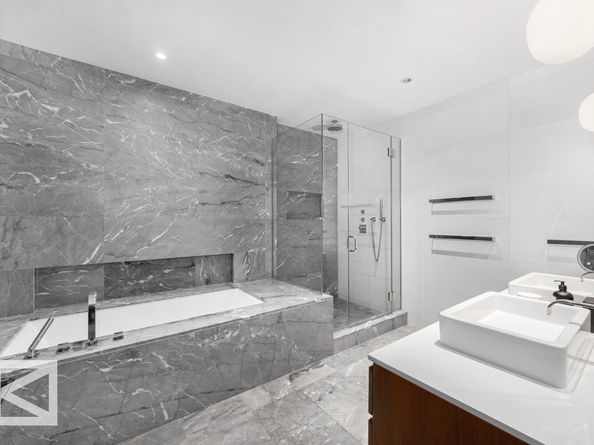 32 West 18th Street 9B, New York NY 10011