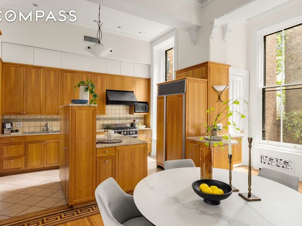 75 Columbia Heights, Brooklyn NY 11201