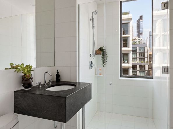 4 West 21st Street 16A, New York NY 10010