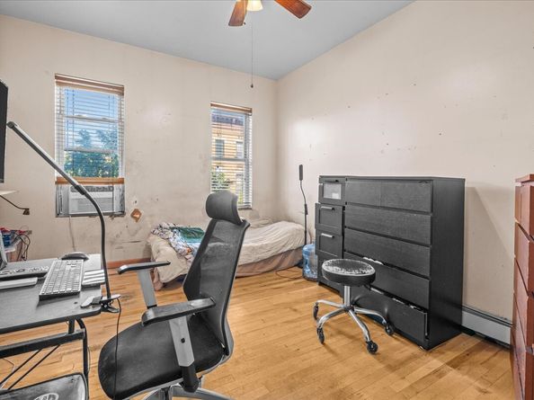124 Grove Street 4, Brooklyn NY 11221