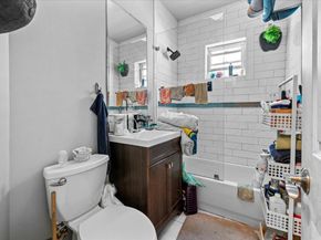 124 Grove Street 4, Brooklyn NY 11221