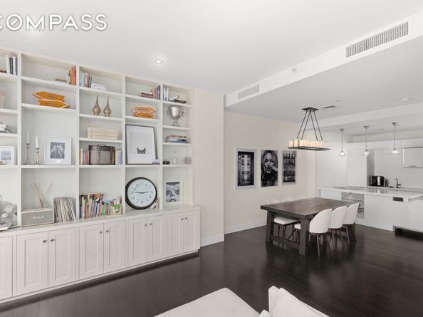 111 Fulton Street 424, New York NY 10038