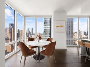 247 West 46th Street 2203, New York NY 10036