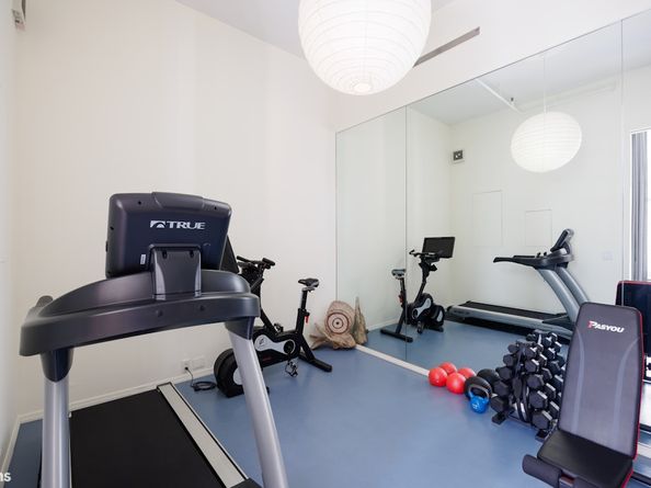 129 Greene Street 2NDFLR, New York NY 10012