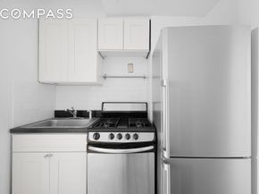 50-21 39th Place 6D, Queens NY 11104