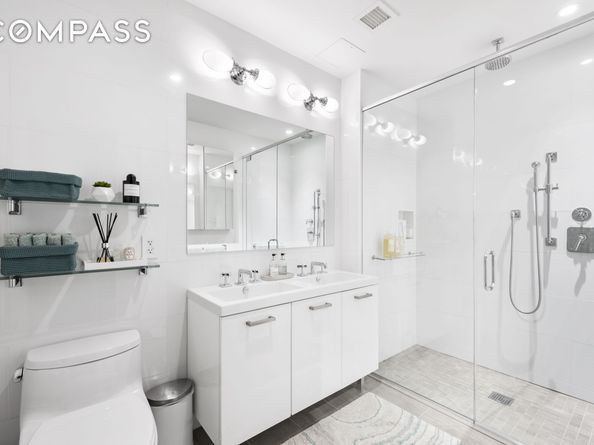 64 East 1st Street TH1, New York NY 10003