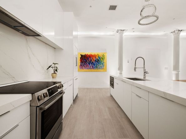 63 Greene Street 2D, New York NY 10012