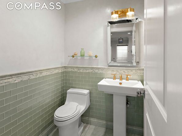 8008 Harbor View Terrace, Brooklyn NY 11209