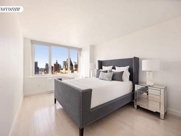 322 West 57th Street 30T, New York NY 10019