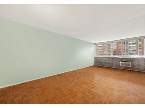 595 Main Street 815, New York NY 10044