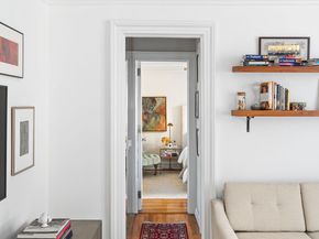 319 West 18th Street 5I, New York NY 10011