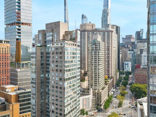 1991 Broadway 18B, New York NY 10023