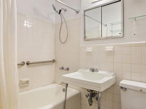 15 Charles Street 2B, New York NY 10014