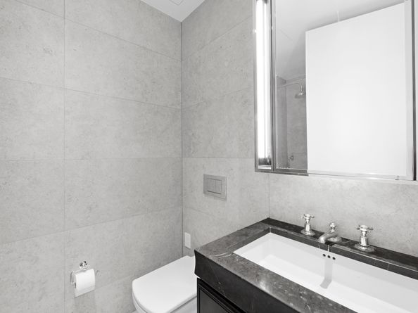 5 Beekman Street 22C, New York NY 10038