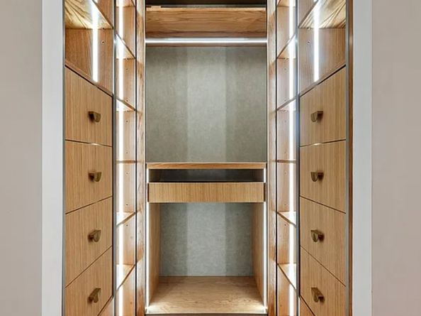 21 West 17th Street 12, New York NY 10011