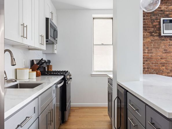 135 Amity Street 2B, Brooklyn NY 11201