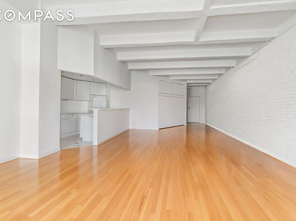 321 West 13th Street 3A, New York NY 10014