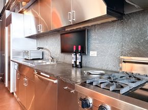 519 Broadway 2, New York NY 10012