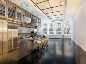 519 Broadway 2, New York NY 10012