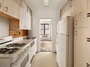 50 Sutton Place S 8K, New York NY 10022