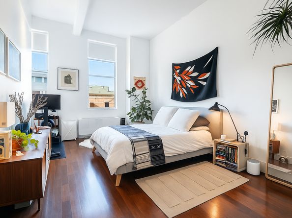 60 Broadway 4Q, Brooklyn NY 11249