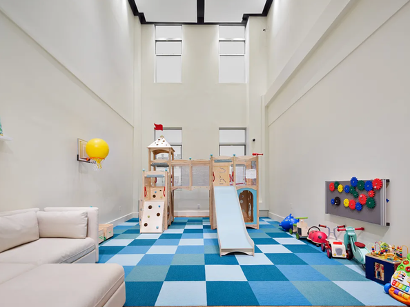 60 Broadway 4Q, Brooklyn NY 11249