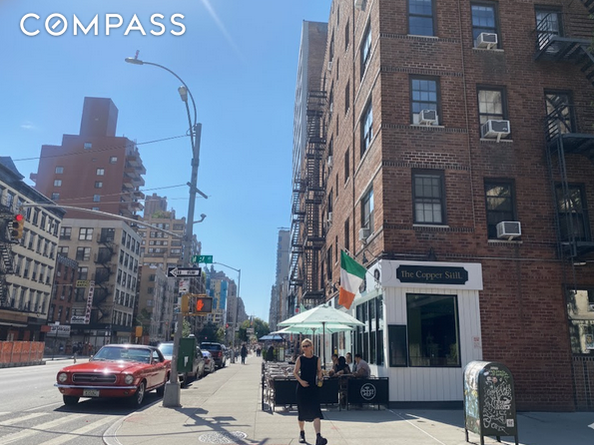 261 West 22nd Street 23, New York NY 10011