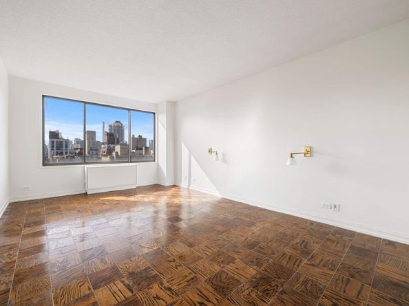 50 East 89th Street 20E, New York NY 10128