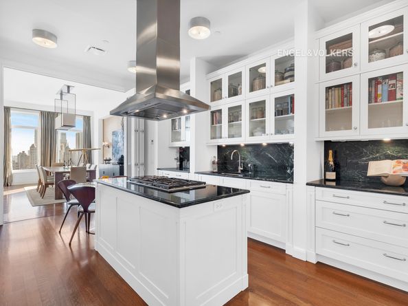 15 Central Park W 34C, New York NY 10023