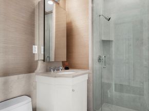 15 Central Park W 34C, New York NY 10023