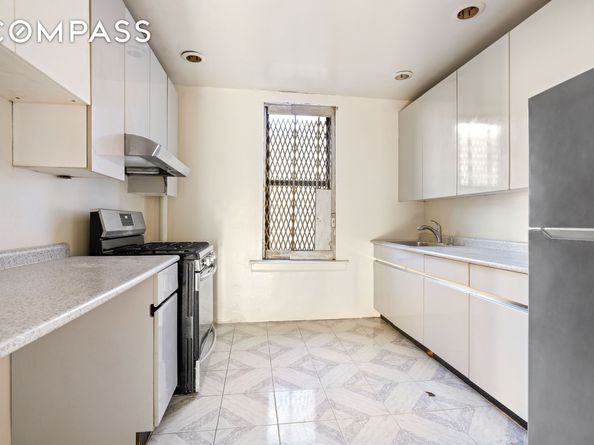 421 Crown Street 18R, Brooklyn NY 11225