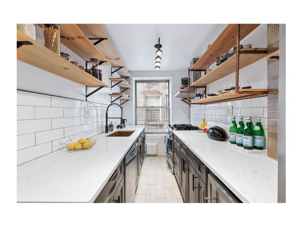 1075 Grand Concourse 1G, Bronx NY 10452