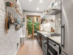 151 East 29th Street, New York NY 10016