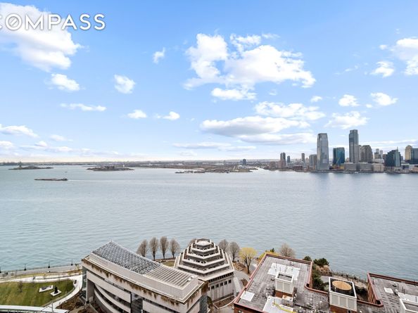 30 West Street 25G, New York NY 10004