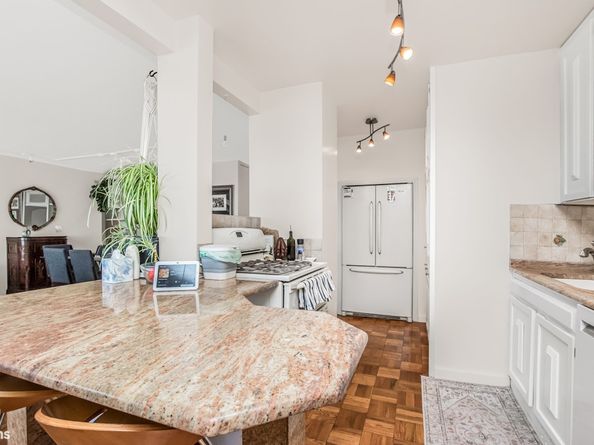 2500 Johnson Avenue 5F, Bronx NY 10463