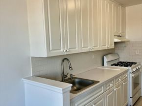 164-20 Highland Avenue 9T, Queens NY 11432