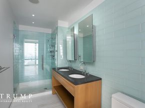 310 West 52nd Street 40H, New York NY 10019