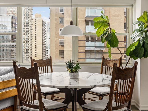 245 East 87th Street 18F, New York NY 10128