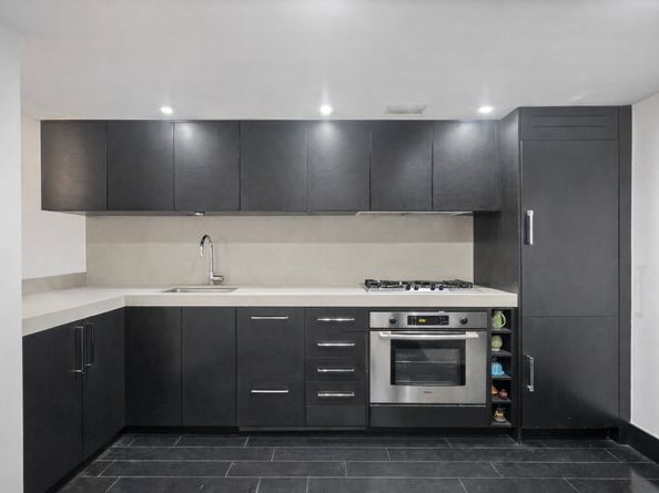 254 Park Avenue S 5P, New York NY 10003